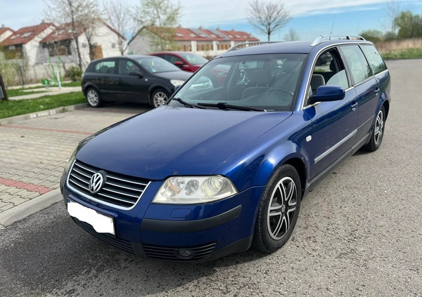 Volkswagen Passat cena 7500 przebieg: 312122, rok produkcji 2003 z Rzeszów małe 211